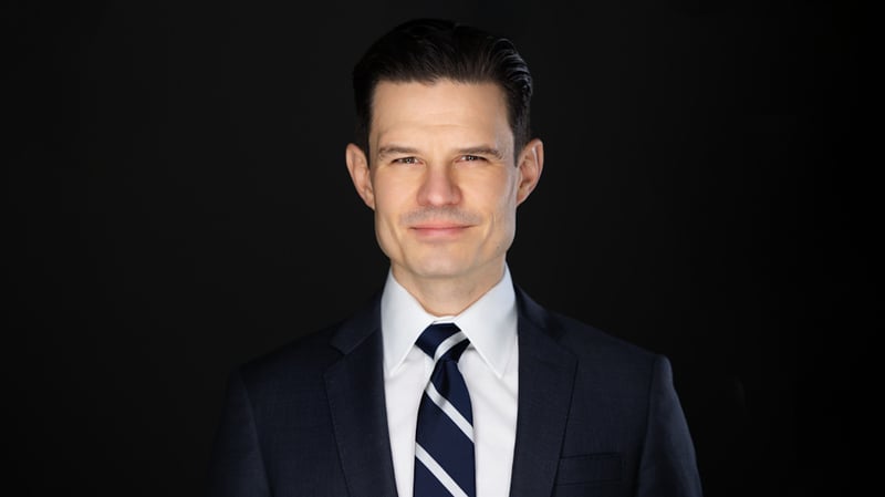 Michael Willes by THE Headshot Photographer Nadia Chapman - Mar 25 2025 - 1229- - Web Size