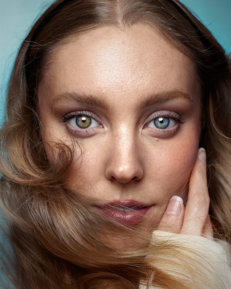 Samantha Edwards by The Headshot Photographer Nadia Chapman - Aug 25 2025 - 0633 - Web Size 1