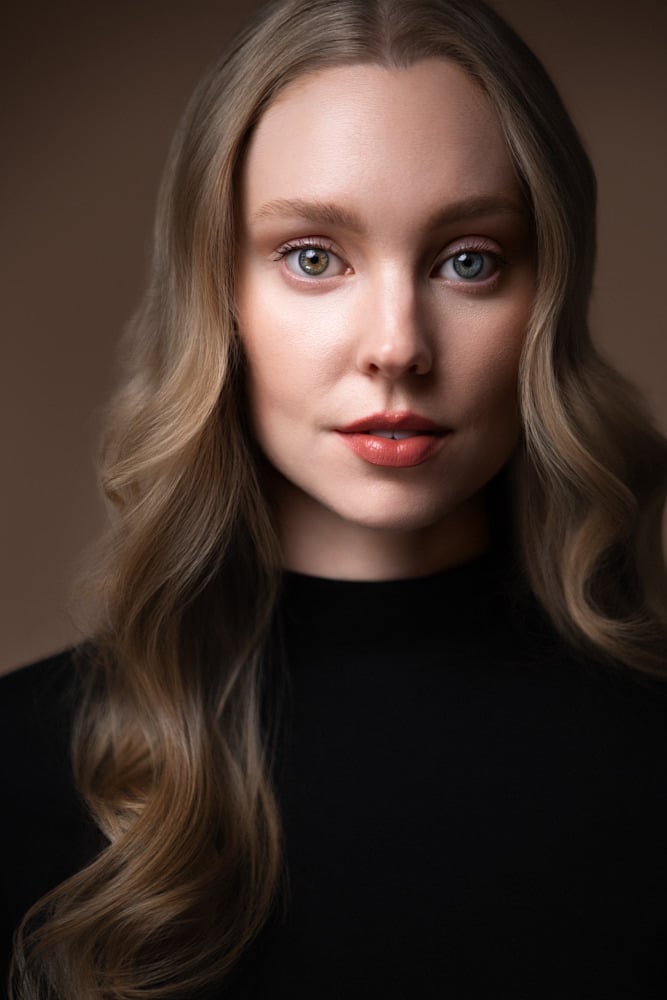 Samantha Edwards by The Headshot Photographer Nadia Chapman - Aug 25 2025 - 0734 - Web Size